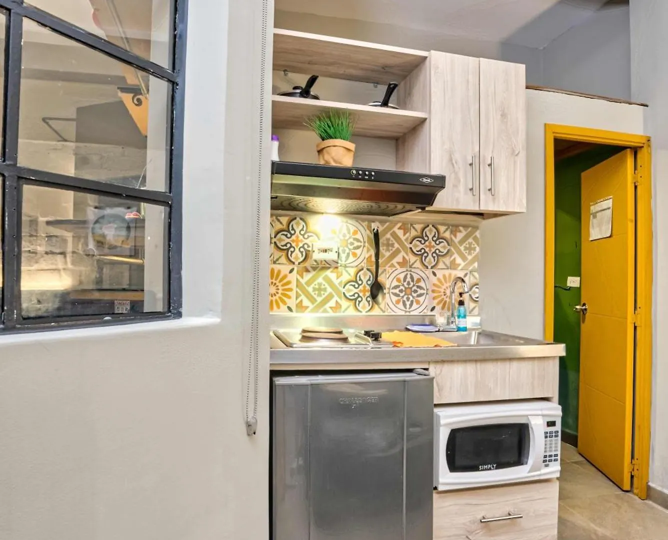 Hotel La Gruta Coliving Medellín 0*,  Colombia