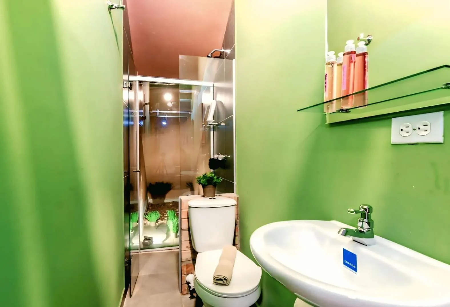 Hotel La Gruta Coliving Medellín Pensión