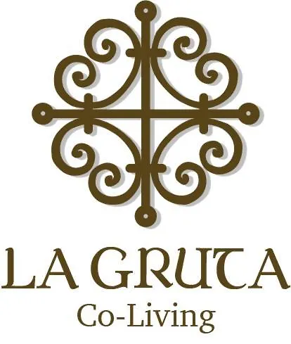 Hotel La Gruta Coliving Medellín
