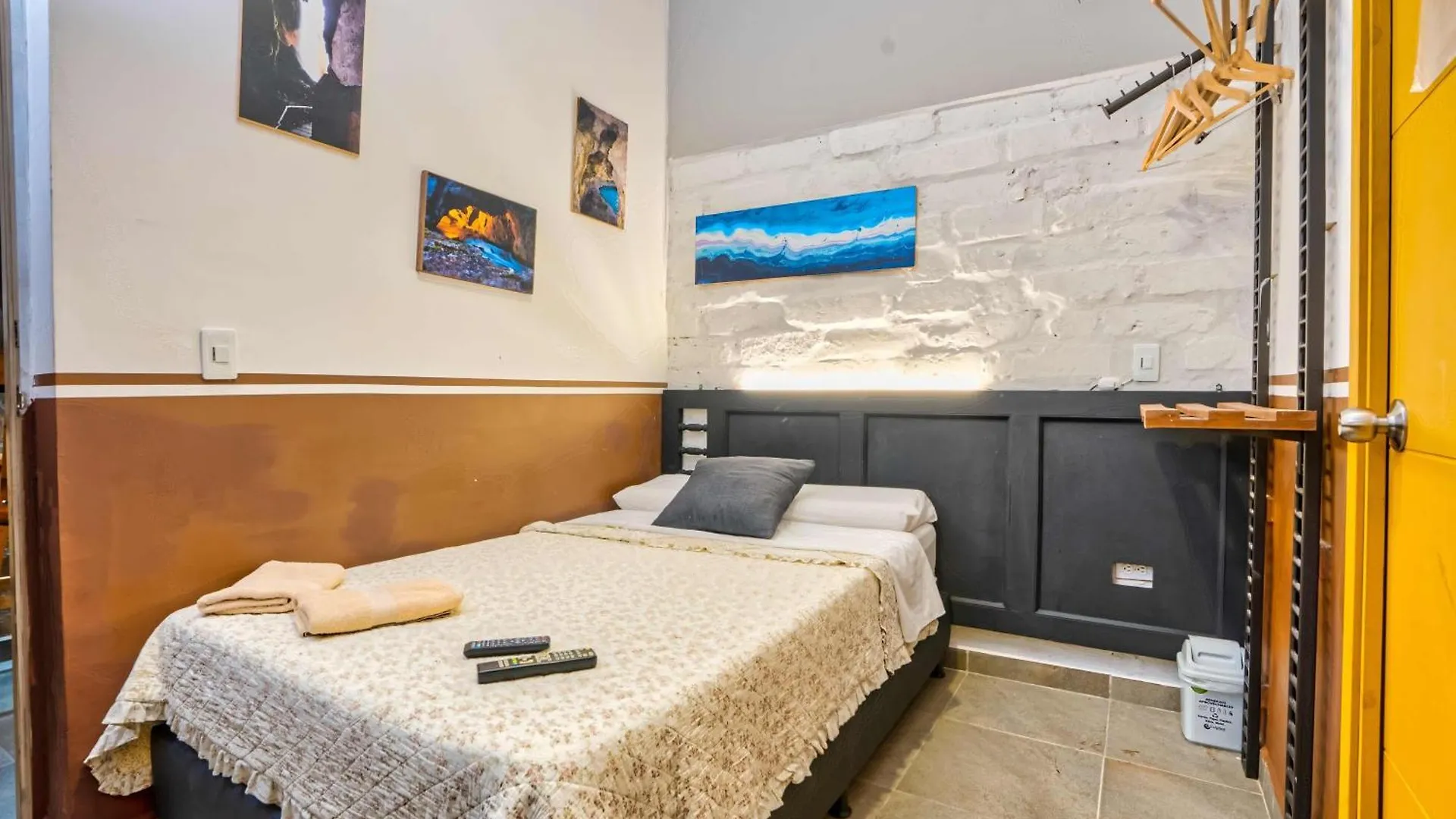 La Gruta Coliving Hotel Medellin 0*,