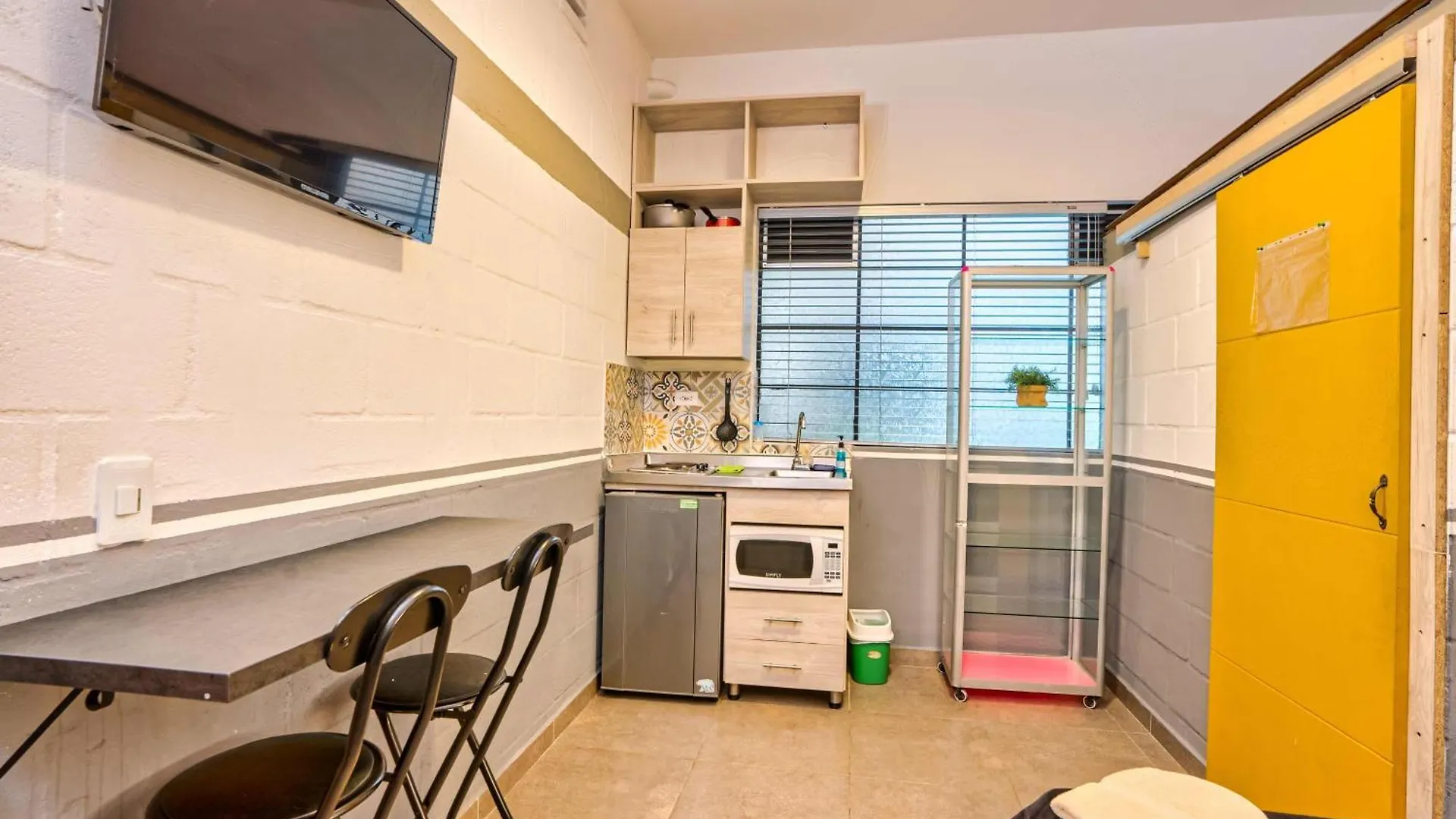 La Gruta Coliving Hotel Medellin 0*,